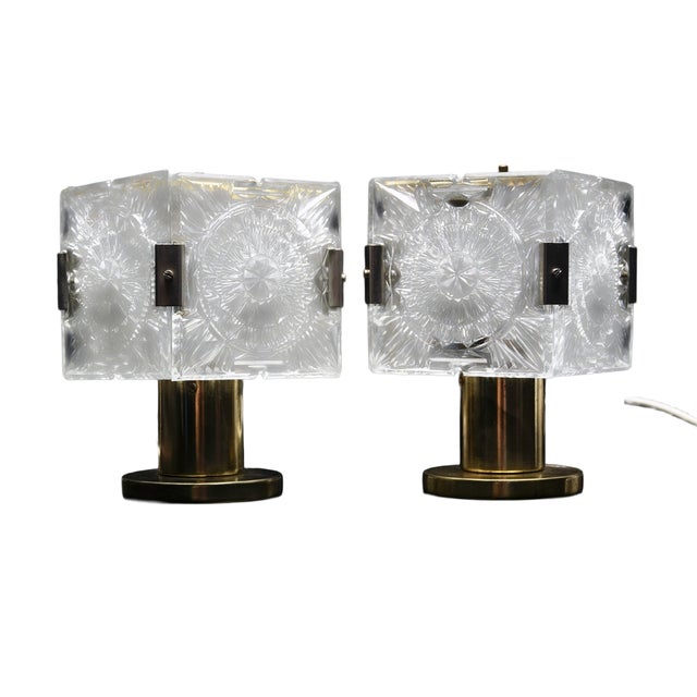 Mid-Century Modern Crystal Glass Table Lamps by Jaroslav Beyvl Sr. For Kamenický Šenov, Former Czechoslovakia, 1970s, Set of 2 For Sale - Image 3 of 4