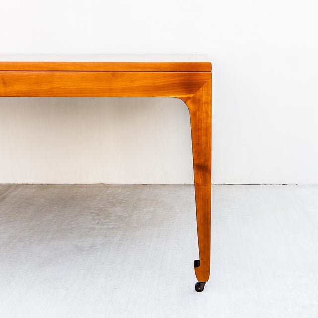 1970s Restored Michael Taylor for Baker Walnut & Black Lacquer Extension Dining Table For Sale - Image 10 of 18