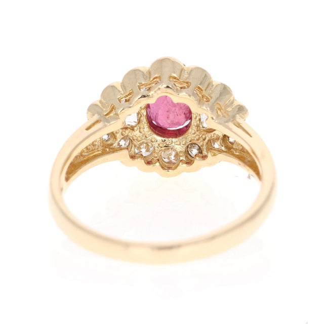 Roshe Jewels Ruby Ring With Natural Diamonds 14Karat Yellow Gold Ring 1.75 Carat, Size 7 For Sale - Image 4 of 8