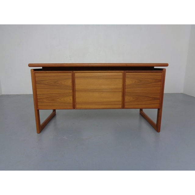 1960s Danish Teak Desk from Gasvig GV Møbler, 1960s For Sale - Image 5 of 17