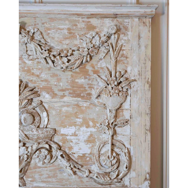 French 18th Century Louis XVI Style Carved and Painted Screen For Sale - Image 4 of 7