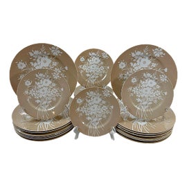 Example of Shabby Chic Dinnerware