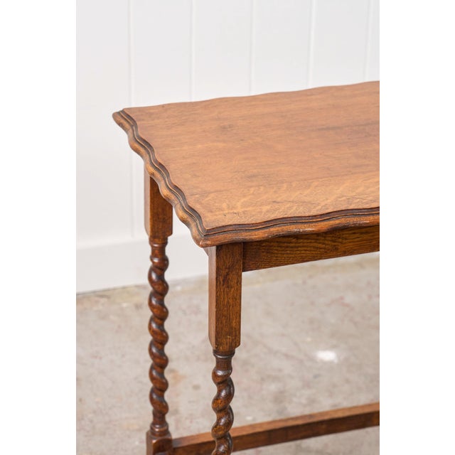 Wood 1910s Honey Oak Tiger Barley Twist Table W/ Scallop Edge For Sale - Image 7 of 8