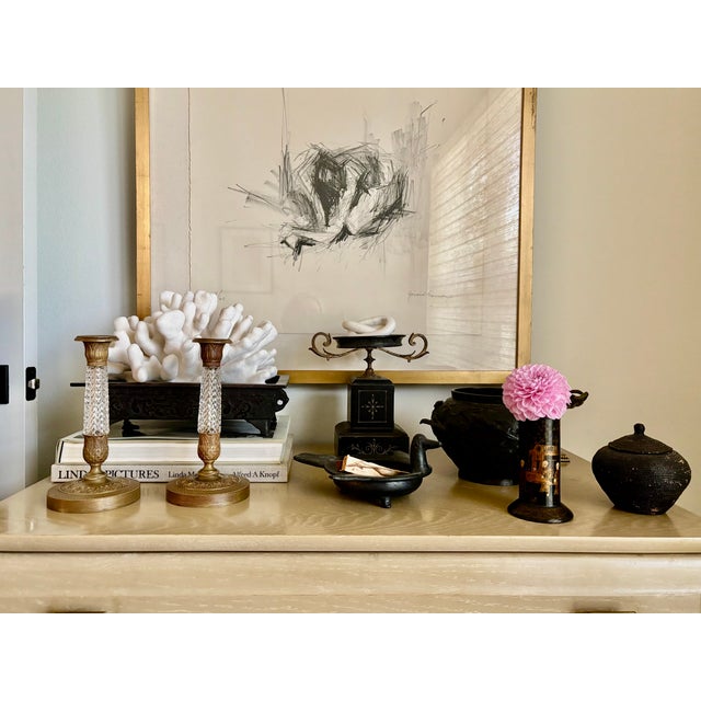 Paper Antique English Papier-Maché Chinoiserie Spill Vase / Brush Holder in Black and Gold For Sale - Image 7 of 18