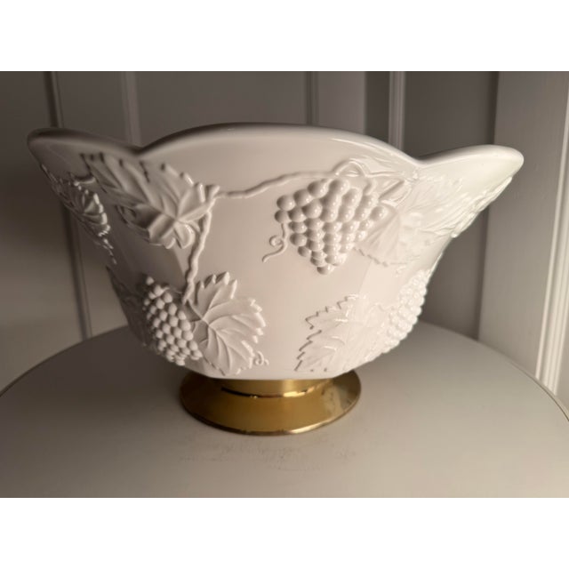 Mid-Century Modern 1950s Milk Glass Punch Bowl For Sale - Image 3 of 12