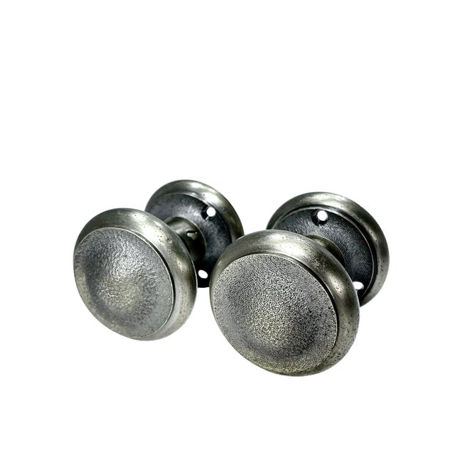 1930s Early 1900s American Art Deco Nickel Plated Door Knobs W/ Rosettes. A Pair. For Sale - Image 5 of 7