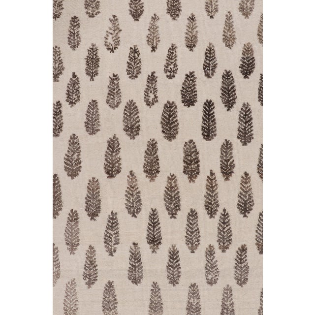 Rug & Kilim’s Modern Block Print Rug in White with Mauve Floral Patterns - 5x8 For Sale In New York - Image 6 of 7