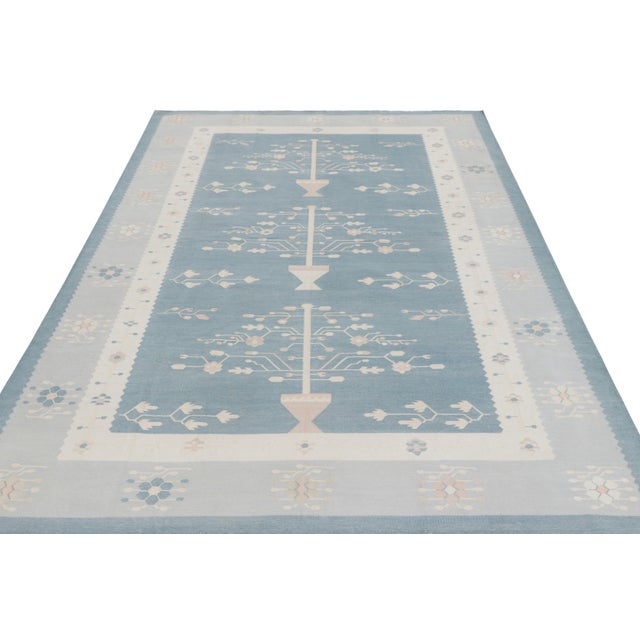 2010s Rug & Kilim’s Contemporary Dhurrie Rug, Ice Blue With White Floral Medallions For Sale - Image 5 of 8