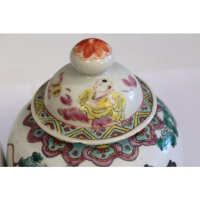 Pair of Antique Chinese Porcelain Ginger Jars Vases Covers, Kangxi Marks Matched For Sale - Image 11 of 12