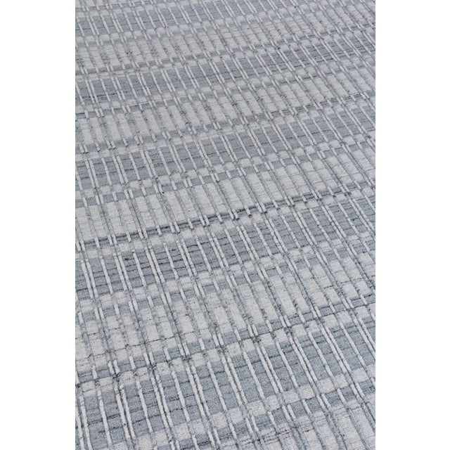 Exquisite Rugs Caudry Hand Loom Wool Silver - 6'x9' For Sale In Los Angeles - Image 6 of 8