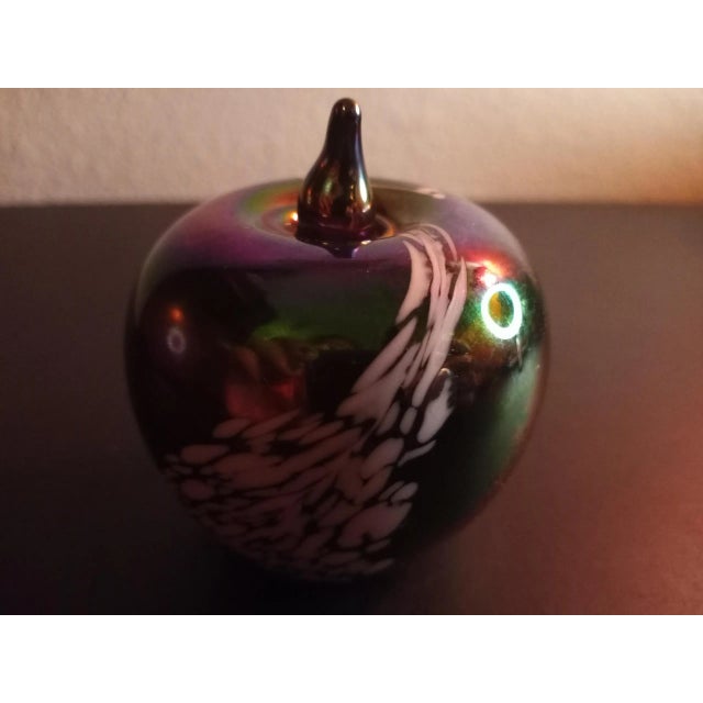 Vintage Silvestri Italy Iridescent Art Glass Apple Shaped Paper Weight For Sale - Image 4 of 8