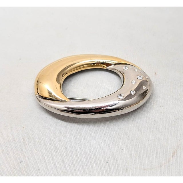 1980s Vintage 1980s Signed Courreges Paris Rhodium Plate & Goldtone Clear Rhinestone O Brooch For Sale - Image 5 of 12