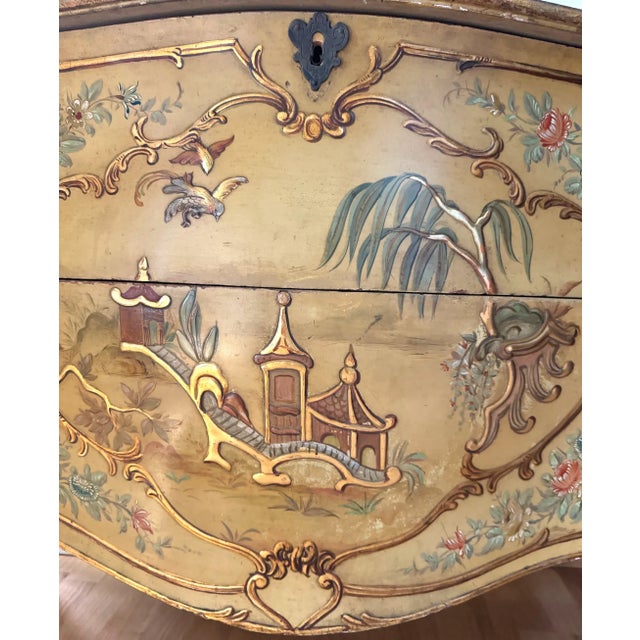 Italian 1900-1909 Superb Pair of Serpentine Front Venetian Rocco Style Painted Commodes For Sale - Image 3 of 8