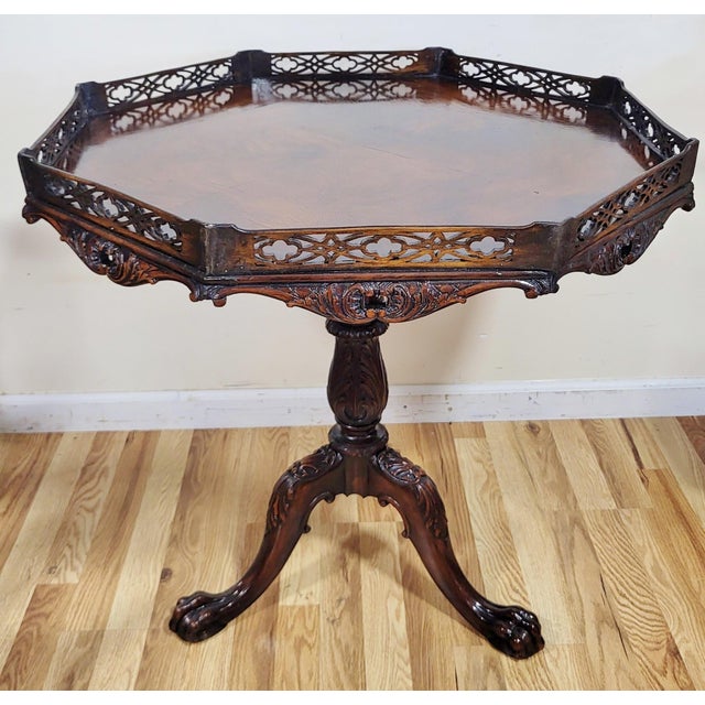 From a Rye New York estate, we have a pleasure to offer you this gorgeous Large Vintage American Open Fretwork Carved...