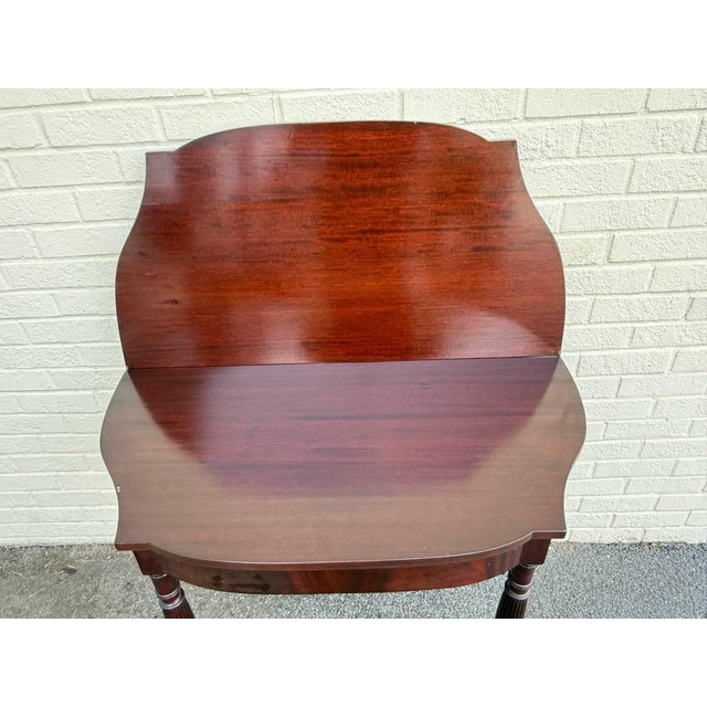 Federal Style Mahogany Fold Top Card Table. Antique Made in New York. For Sale - Image 9 of 18