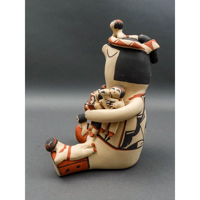 Mid 20th Century Marie Toya Signed Jemez Pueblo Storyteller 8 Children Pottery Sculpture Figurine For Sale In Miami - Image 6 of 9