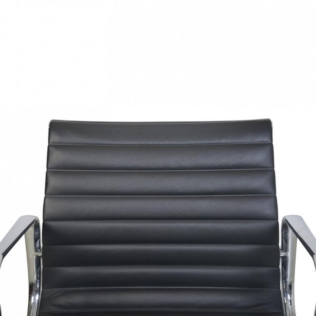 EA108 Chair in Black Leather from Charles Eames, 2007 For Sale - Image 3 of 16