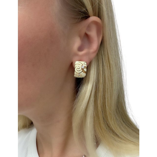 Contemporary Roberto Coin, 18k Rose Gold, Enamel and Diamond Earrings, Pair For Sale - Image 3 of 5