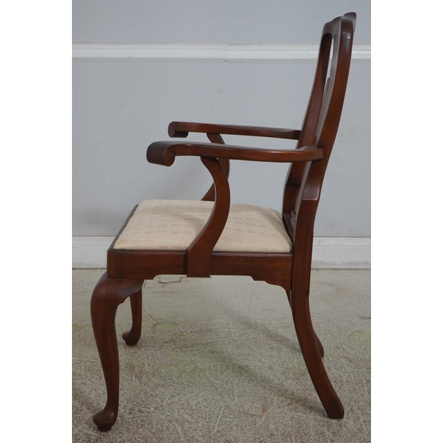 Queen Anne Set of 8 Henkel Harris Cherry Dining Room Chairs For Sale - Image 3 of 12