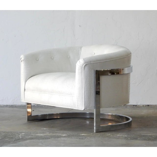 Mid Century Modern Chrome Club Chair in Faux Albino Alligator Hide For Sale - Image 10 of 10