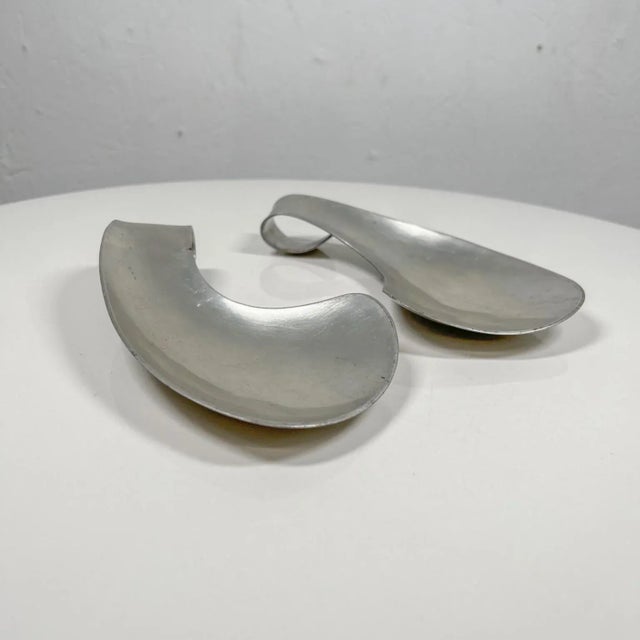 Mid-Century Modern 1970s Modernist Pewter Salad Serving Utensils by Shirley Charron Mid Century Mod For Sale - Image 3 of 13