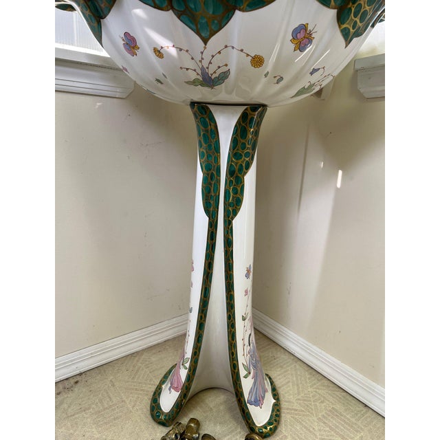 Rare Sherle Wagner Chinoiserie Hand-Painted Porcelain Pedestal Sink & Gilt Hardware Set For Sale In Portland, ME - Image 6 of 18