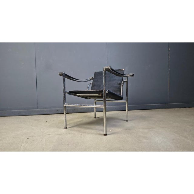 1970s LC-1 Chair in Black Ponyskin by Le Corbusier for Cassina, 1970s For Sale - Image 5 of 14