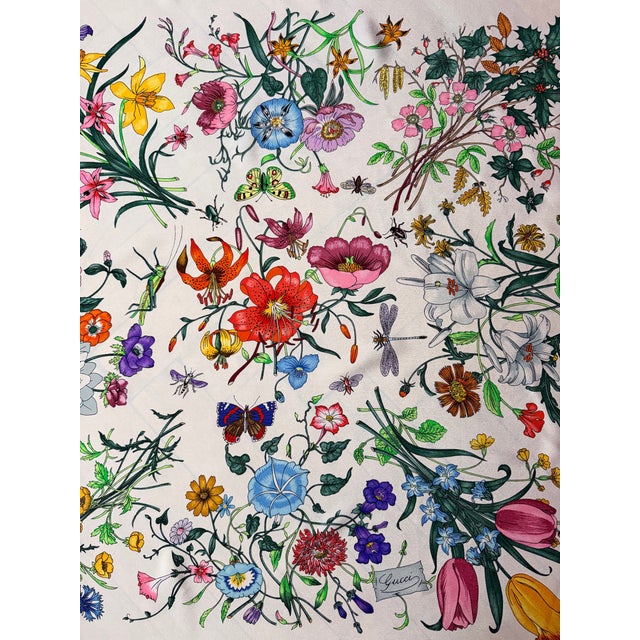 Gucci Gucci Flowers and Insects Silk Scarf 1990 For Sale - Image 4 of 7