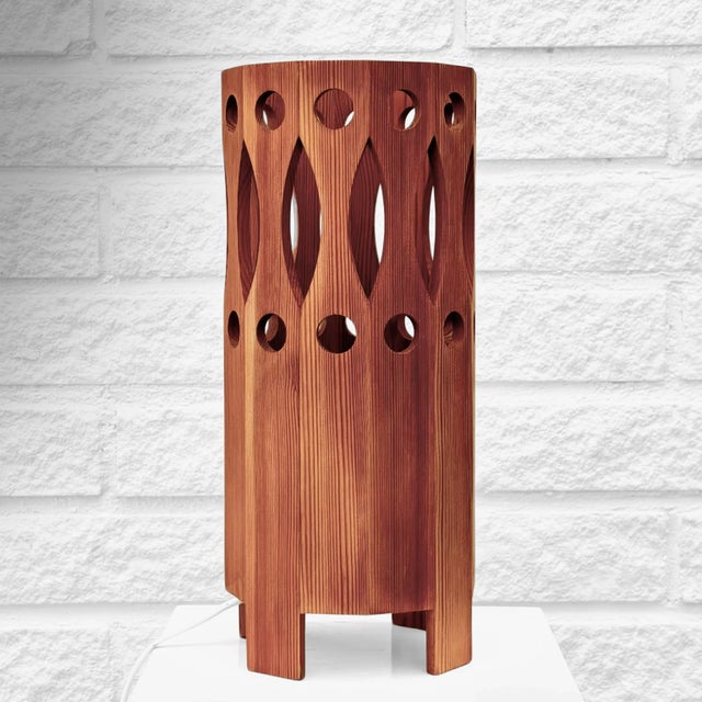 1970s Swedish Pinewood Table Lamp by L.O. Nilsson for Nordisk Present, 1970s For Sale - Image 5 of 9