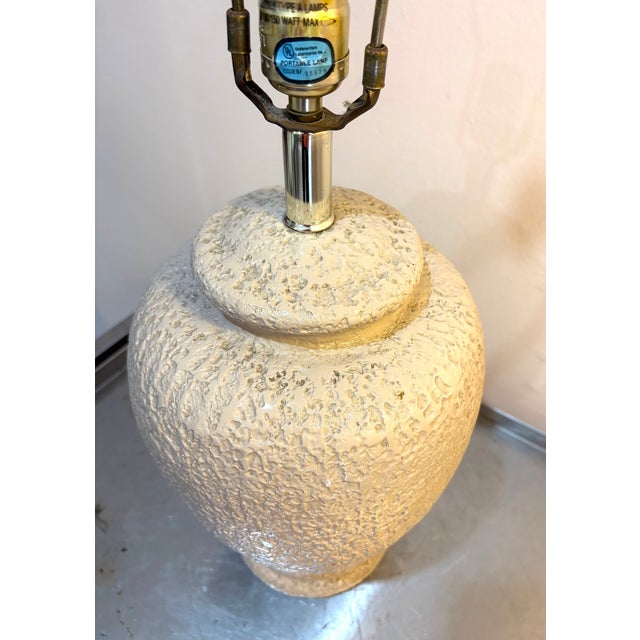 Mauve Postmodern Textured Table Lamp For Sale - Image 4 of 4