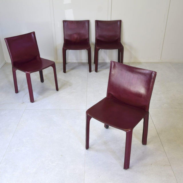 Cassina Cab 412 Chairs in Burgundy Leather by Mario Bellini for Cassina, 1970s, Set of 4 For Sale - Image 4 of 14