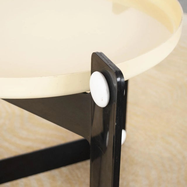 1970s Space Age Bar Trolley by Luigi Massoni for Guzzini, 1970s For Sale - Image 5 of 9