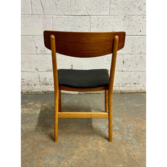 Set of 4 Danish Mid Century Modern Teak Back Oak Frame Dining Chairs 1960’s For Sale In New York - Image 6 of 9