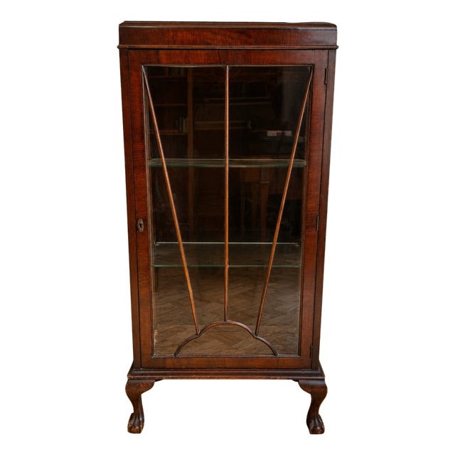 20th Century English Mahogany Display Cabinet with Claw and Ball Feet, 1920s For Sale