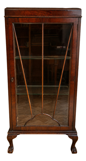20th Century English Mahogany Display Cabinet with Claw and Ball Feet, 1920s