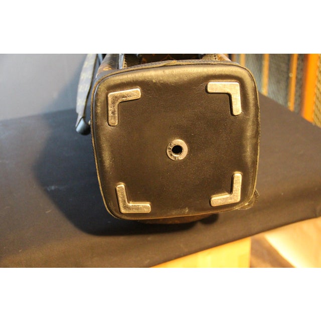 Louis Vuitton Golf Bag, Limited Edition, 2010s For Sale - Image 16 of 18