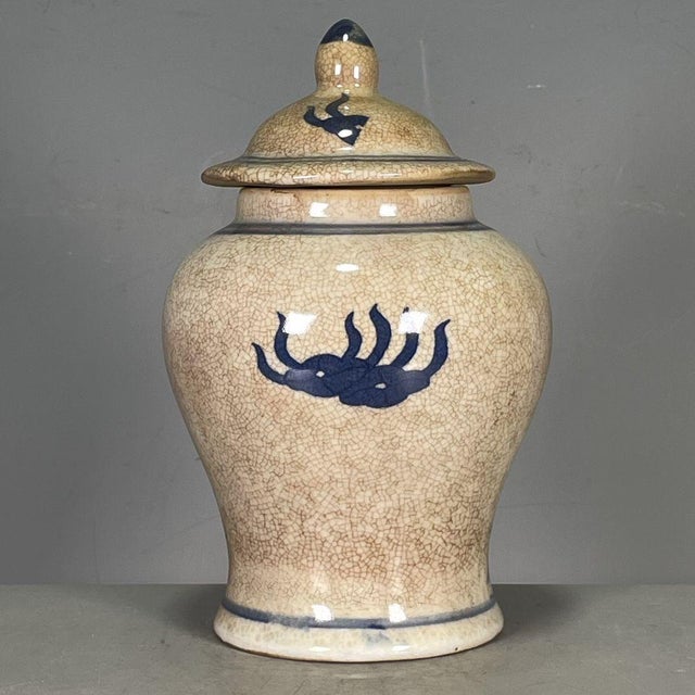 Blue & White Porcelain Ginger Jar With Red Fish Motif & Crackle Glaze, 6.3" For Sale In Los Angeles - Image 6 of 9