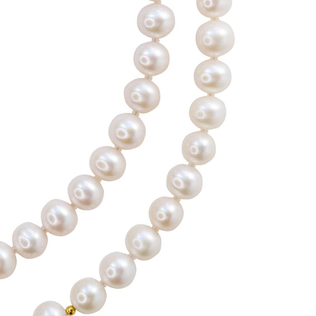 Metal Baroque Pearls Rope Necklace 18K Gold For Sale - Image 7 of 9