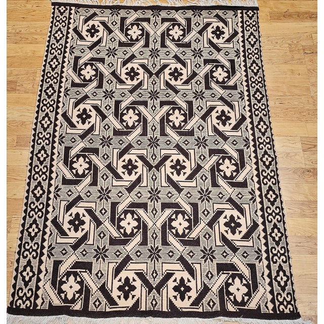 Late 20th Century Southwestern Kilim Rug For Sale In Chicago - Image 6 of 12
