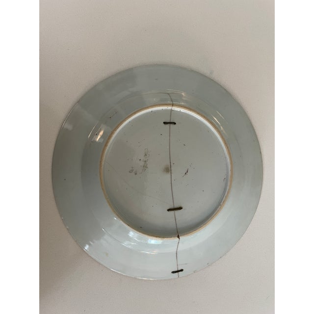 18th-Century Chinese Export Blue and White Plates, Set of 2 For Sale - Image 9 of 15