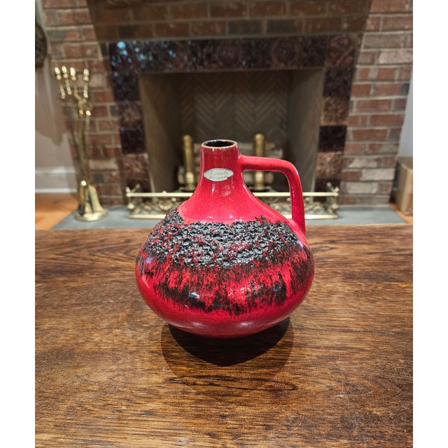 Vintage Keramik Fat Lava Vase #203, also known as the Berlin decor, features the original foil sticker.