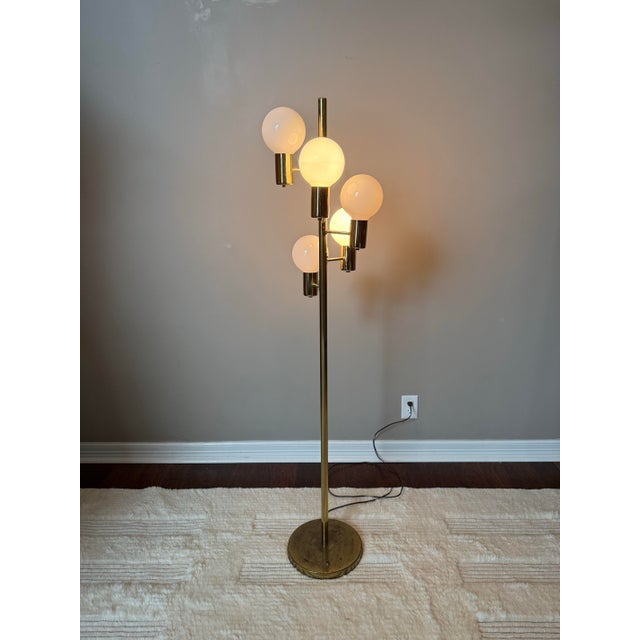 Mid-Century Modern Vintage 1970s Mid-Century Modern Sonneman “Waterfall” Cascading Globe Floor Lamp in Brass For Sale - Image 3 of 7