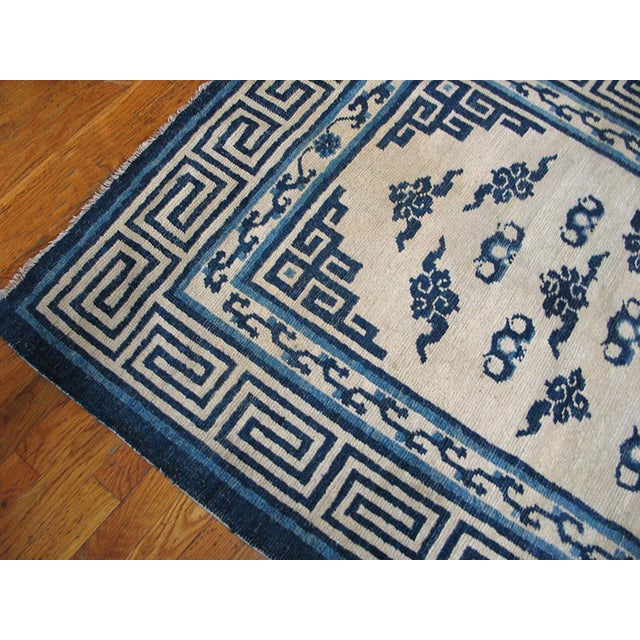 1850s White Blue Medallion Antique Chinese Mongolian Rug 4'0" X 7'6" Handknotted Wool Carpet For Sale - Image 4 of 6