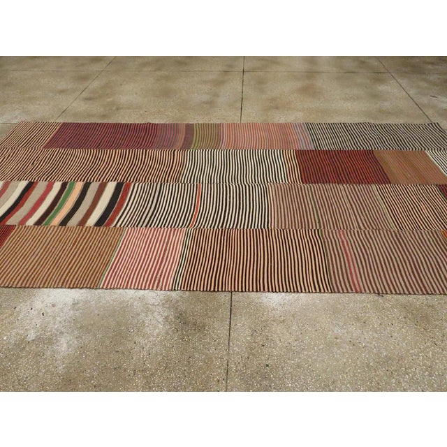 Mid-20th Century Turkish Flatweave Kilim Gallery Carpet For Sale - Image 4 of 8