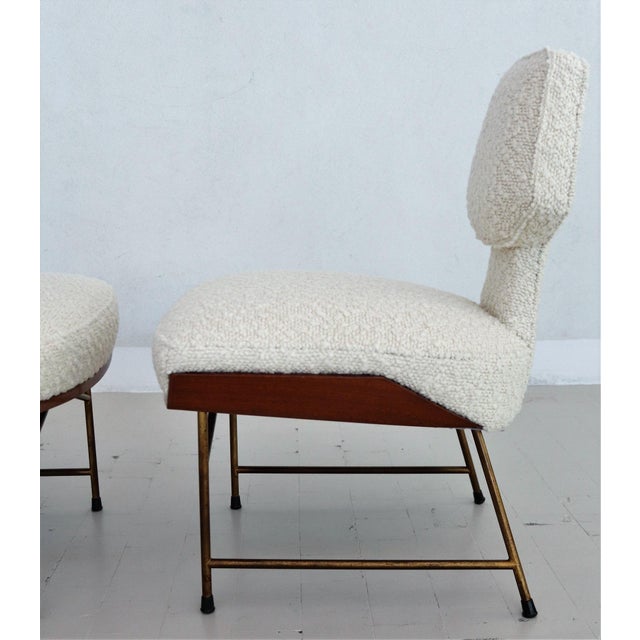 Slipper Chairs and Ottoman in Walnut and Bouclé by Renzo Zavanella, 1950, Set of 3 For Sale - Image 17 of 18