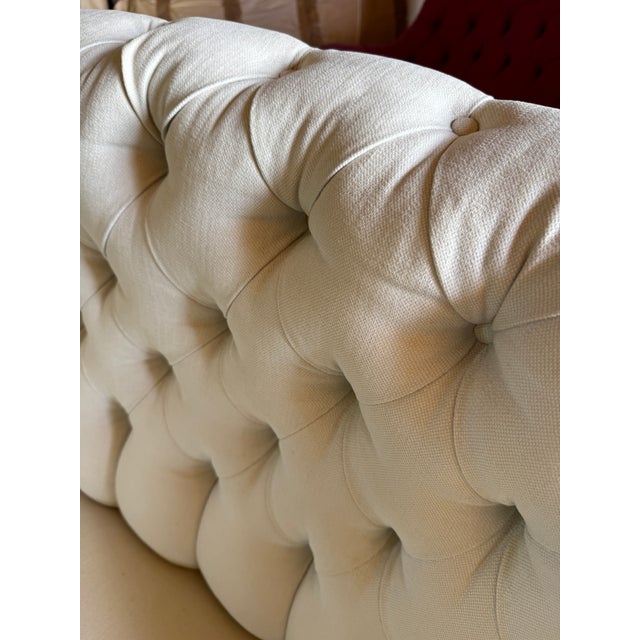 19th-Century French Napoleon III Tufted Curved Settee For Sale - Image 9 of 9