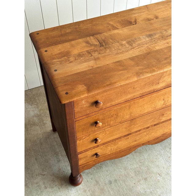 Early 20th Century Birdseye Maple Chest of Drawers For Sale - Image 9 of 17