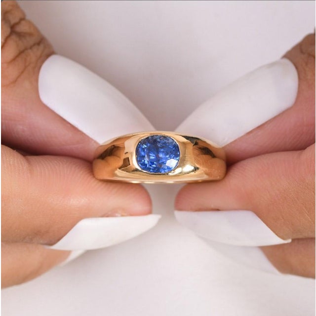 Natural 1.55cts blue sapphire ring in 18k gold For Sale - Image 10 of 18