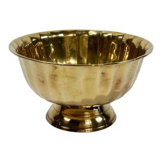 Vintage Fluted Brass Bowl With Pedestal Base For Sale