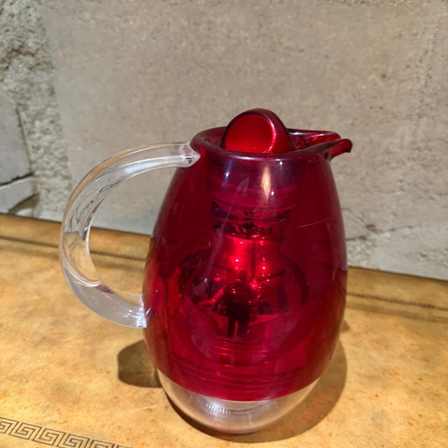 Red Guzzini Feeling Thermal Jug Post Modern Mid-Century Italy For Sale - Image 8 of 16